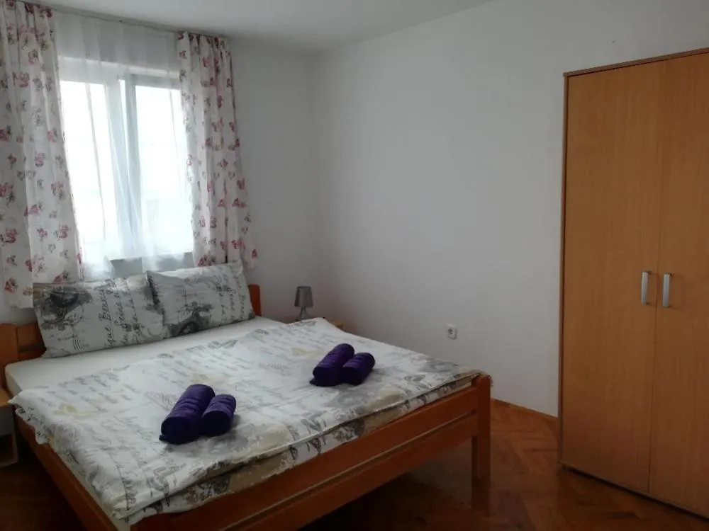 Apartment And Rooms Sidro Petrcane Croazia